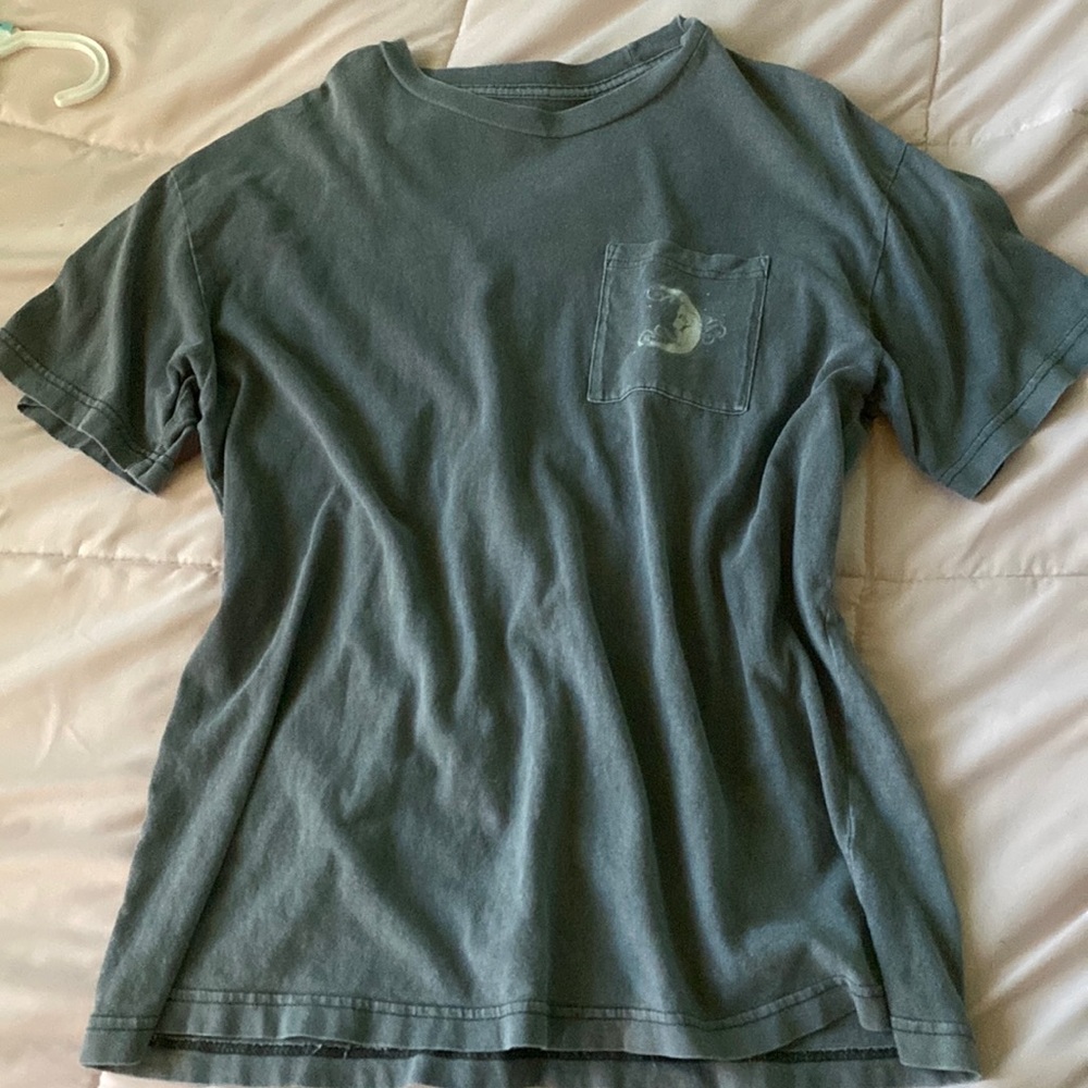 urban outfitters tee shirt